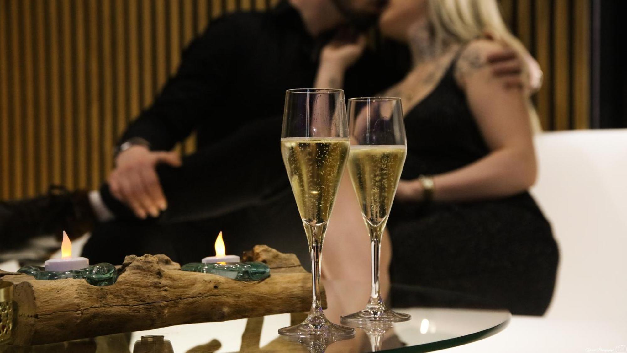 Les Secrets Rooms - Bonneval - Love Room - Spa Et Hammam Privatif Exterior foto
